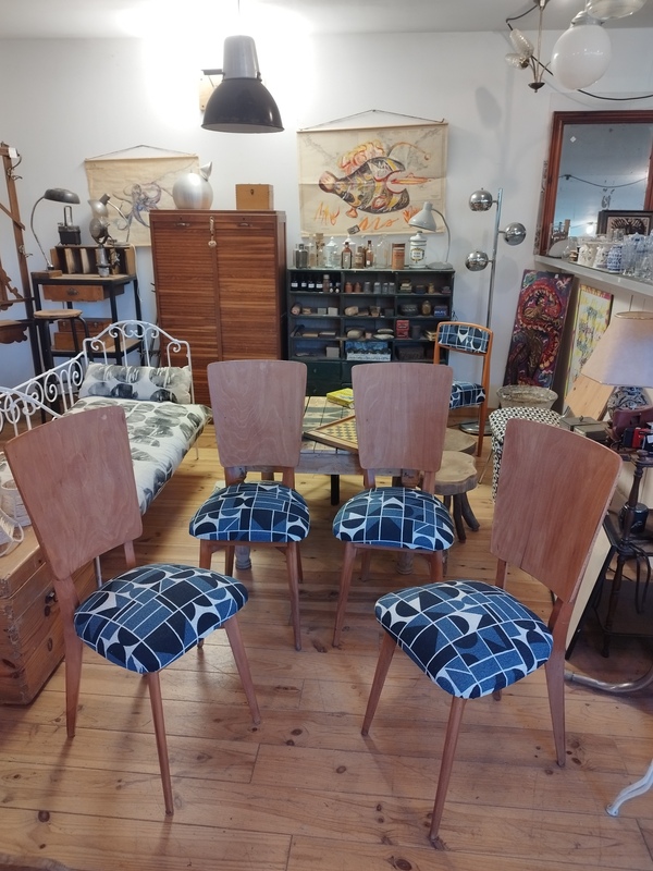 Lot quatre chaises design 60's