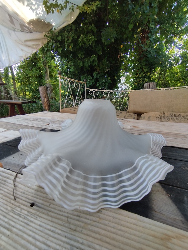 Draped frosted glass lampshade 