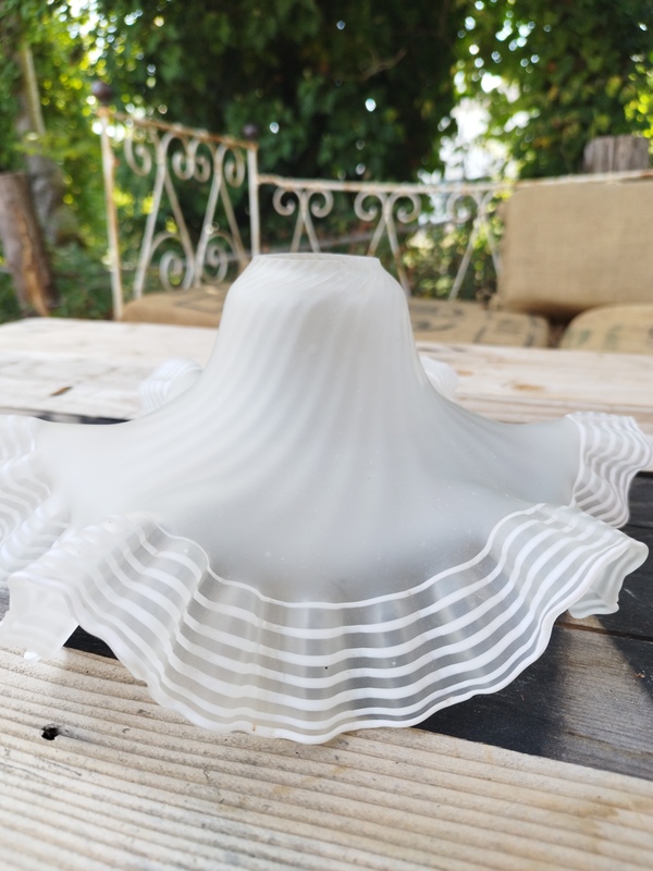 Draped frosted glass lampshade 