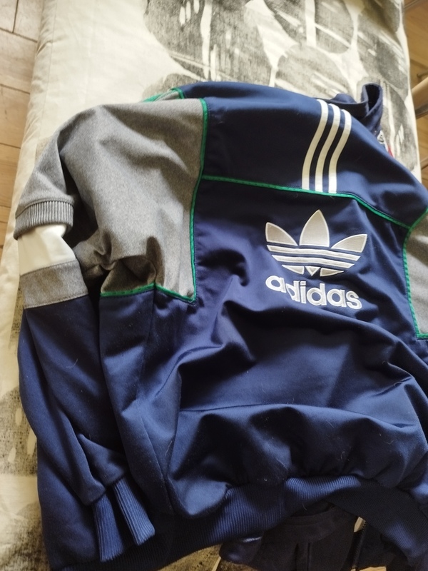 Adidas classic 