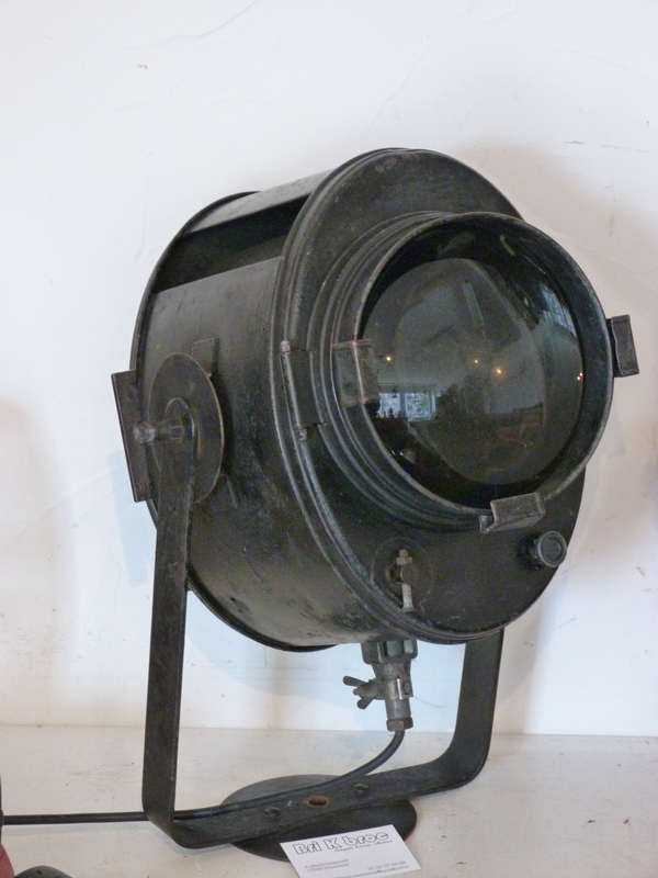 Projecteur AE Cremer Paris