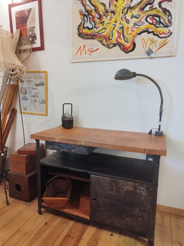 Old industrial workbench