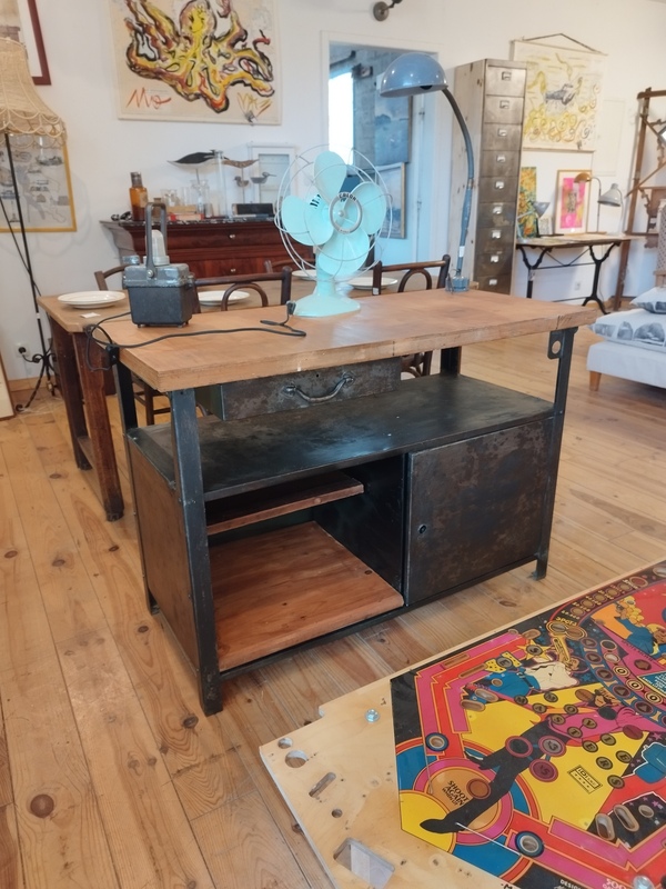 Old industrial workbench