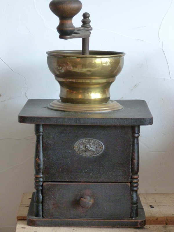 Former Robert RZ coffee grinder