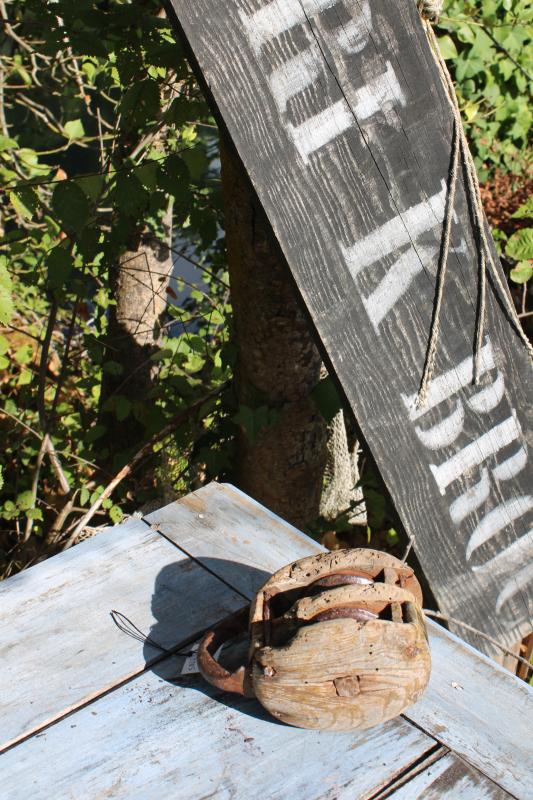 Old pulley 