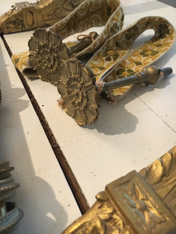 Old castle curtain rod