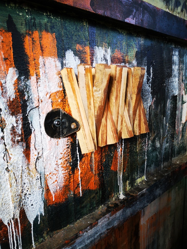 Reclaimed wood wall lamp
