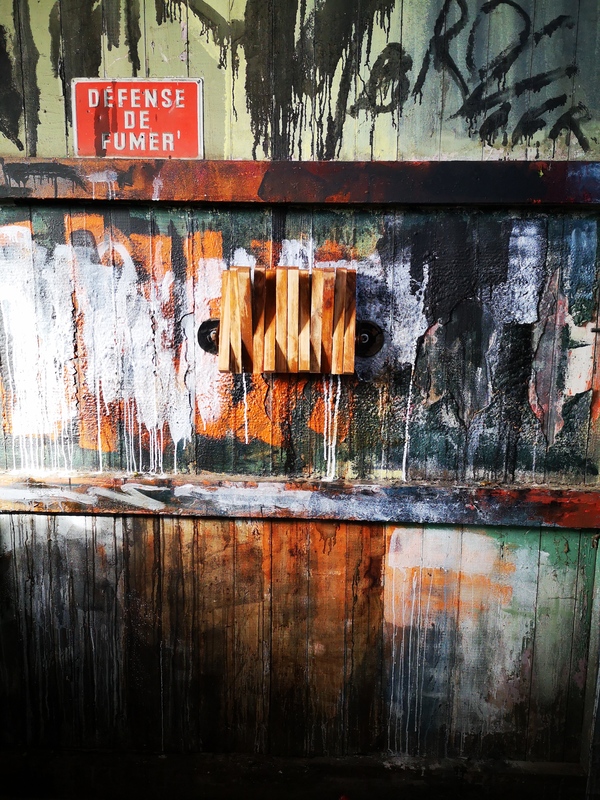 Reclaimed wood wall lamp