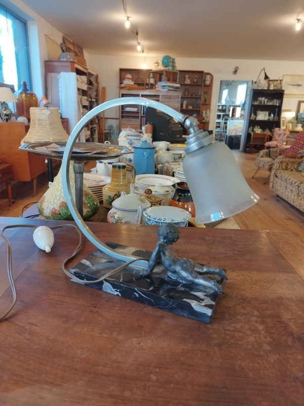 Art Deco bedside lamp 