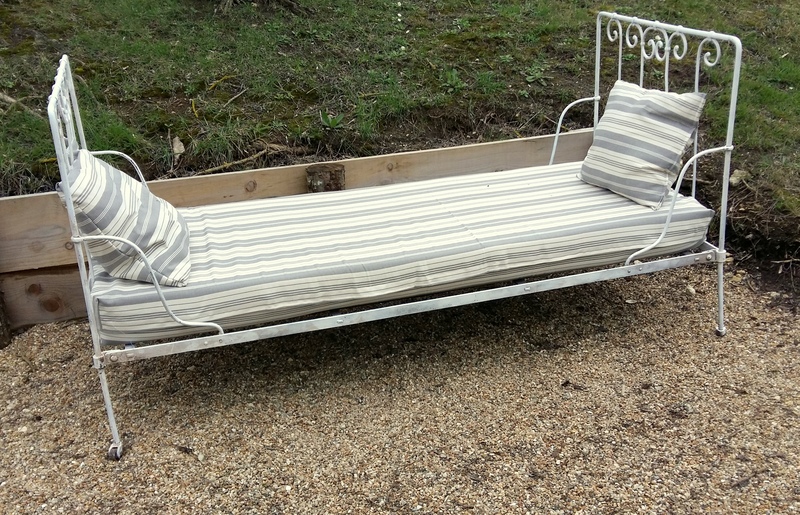 Wrought iron bench seat 64.96 inch