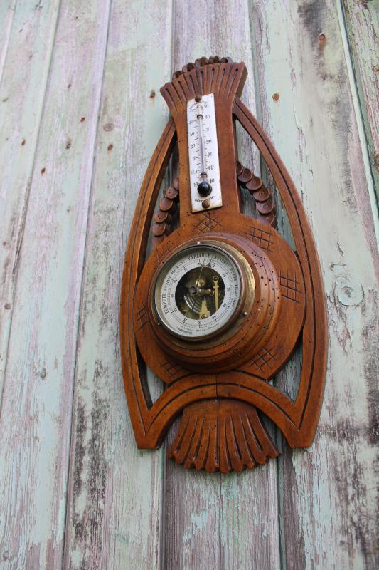Mid-century barometer Saintes