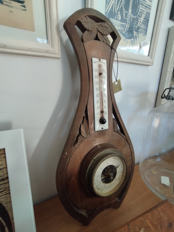 Enameled barometer thermometer