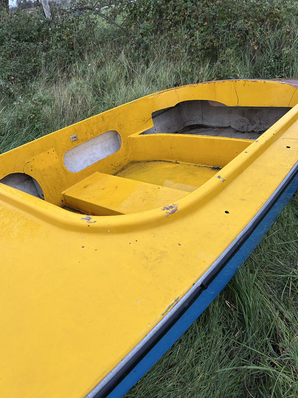 Decorative resin boat annex 