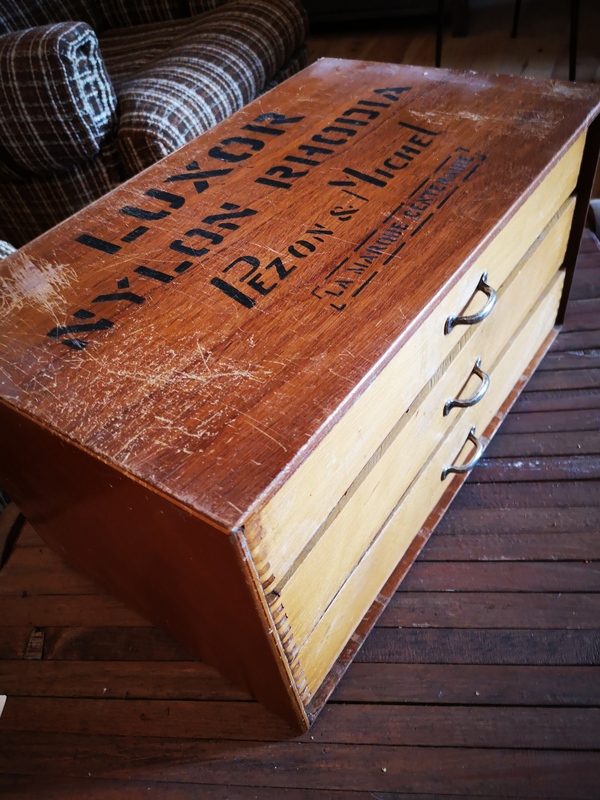 Pezon and Michel advertising box