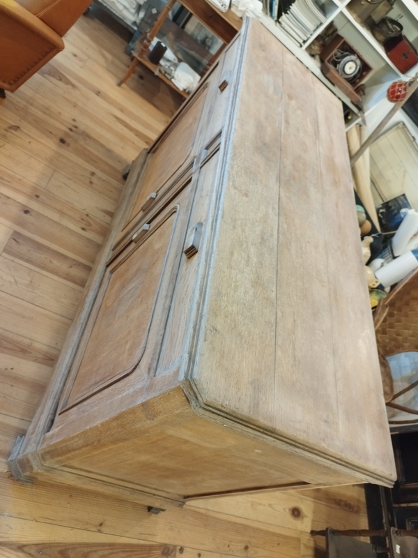 Old sideboard from the 30s and 40s 