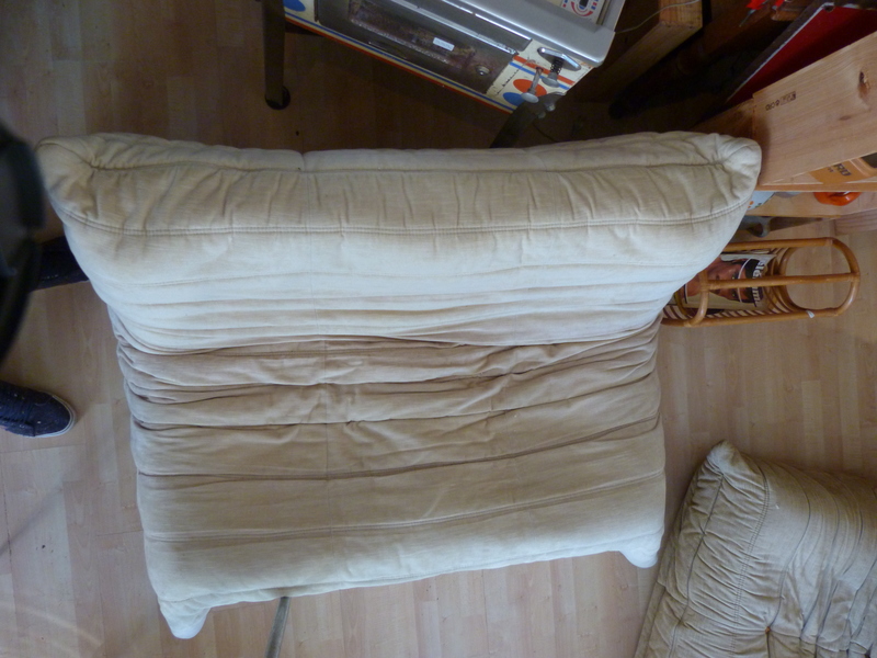 TBE TOGO two-seater sofa roset line