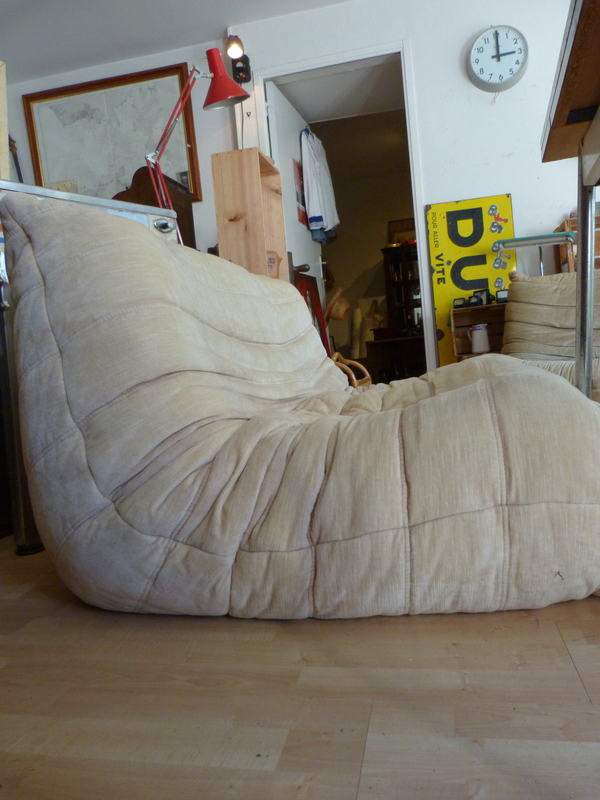 TBE TOGO two-seater sofa roset line