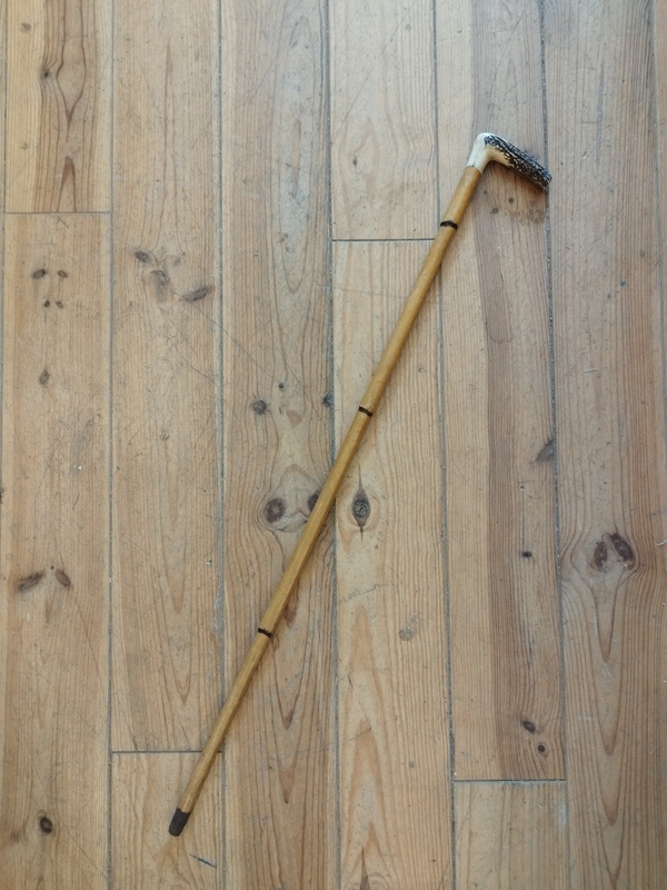 lot of two old canes 