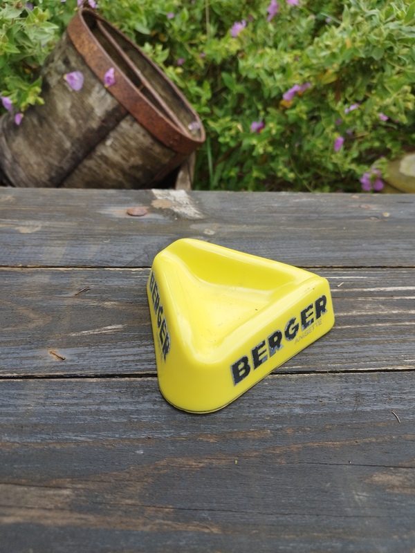 Berger ashtray