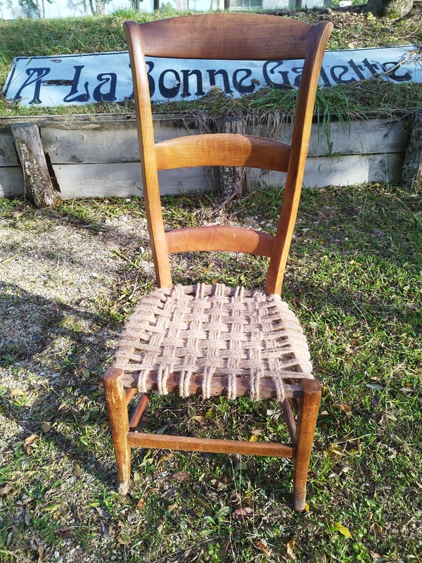 Wooden chair and hemp rope seat