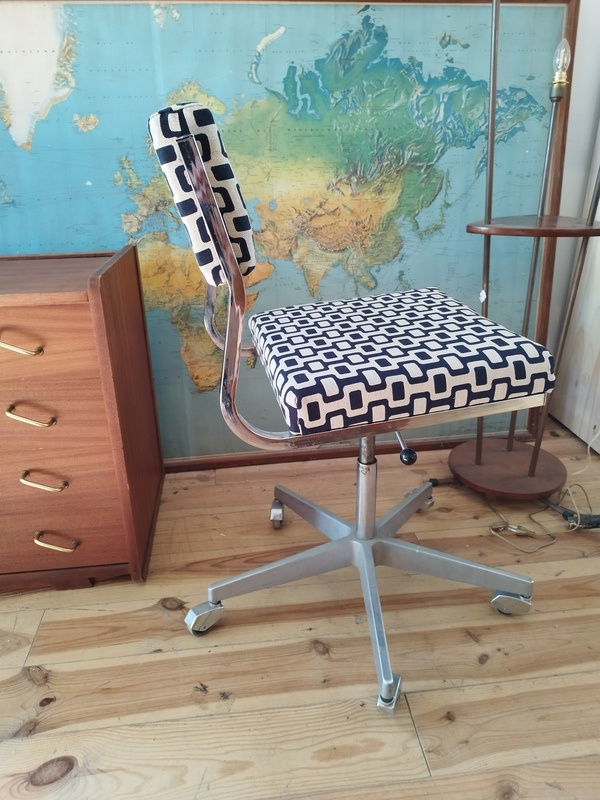 60s office chair