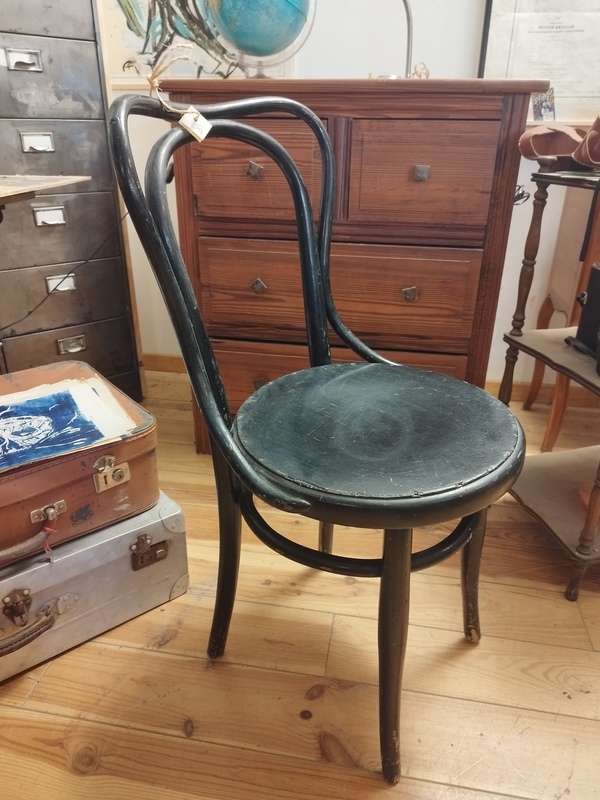 Bentwood chair 1900