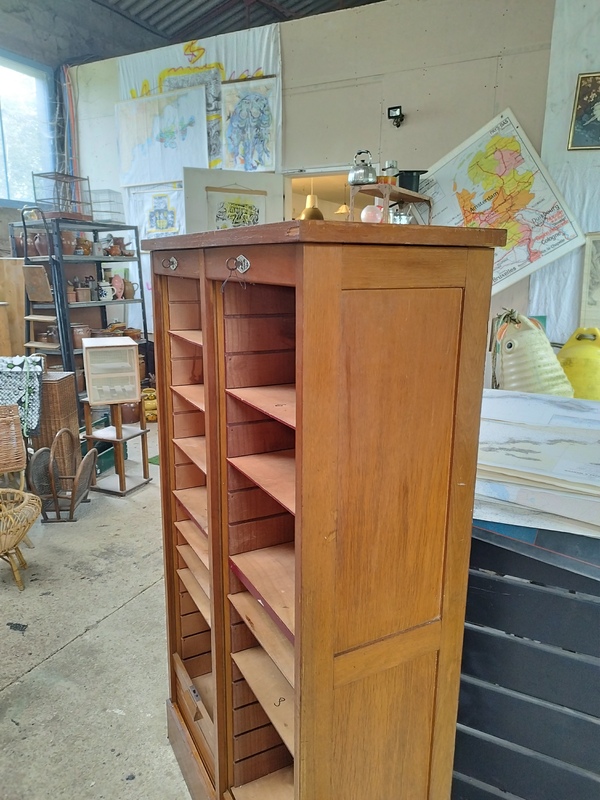 YAC Curtain File Cabinet