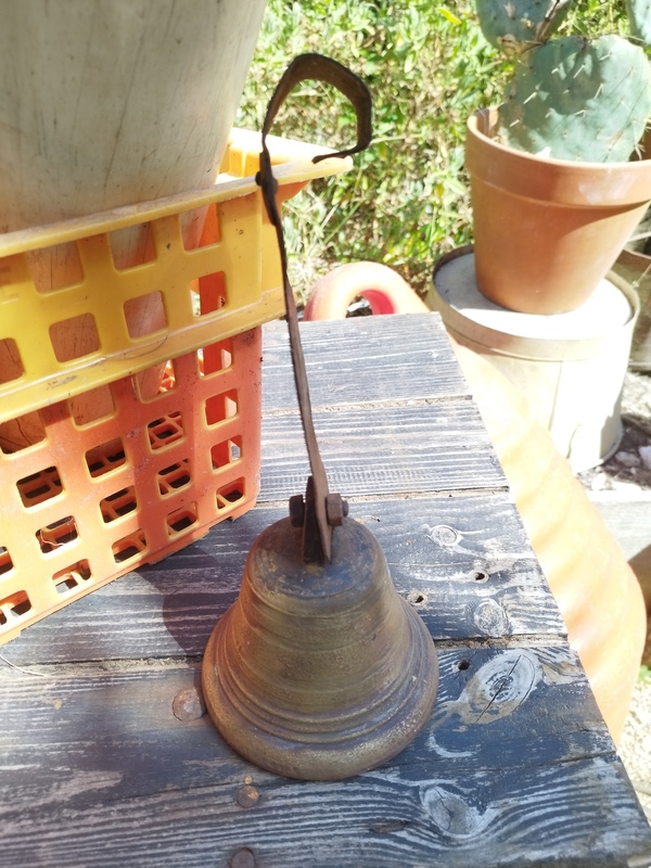 Antique bronze bell