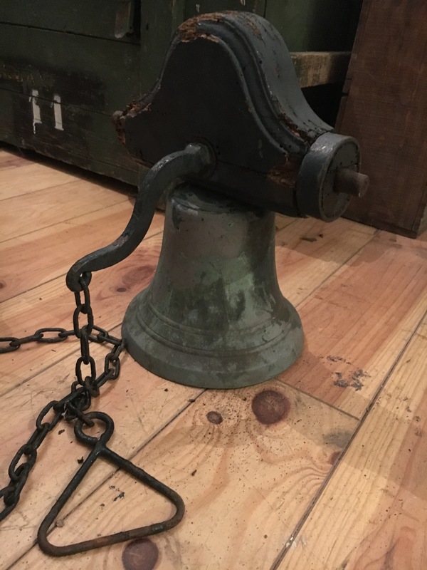 19th school bell