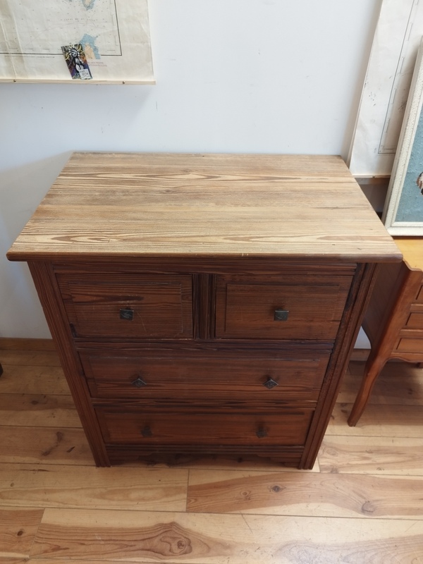 1950 chest of drawers