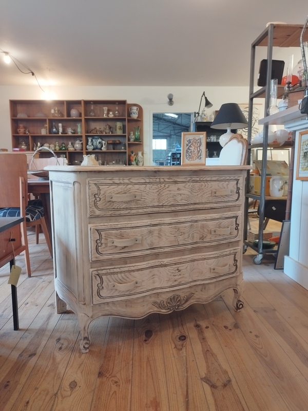 20th century antique chest of drawers, refurbished