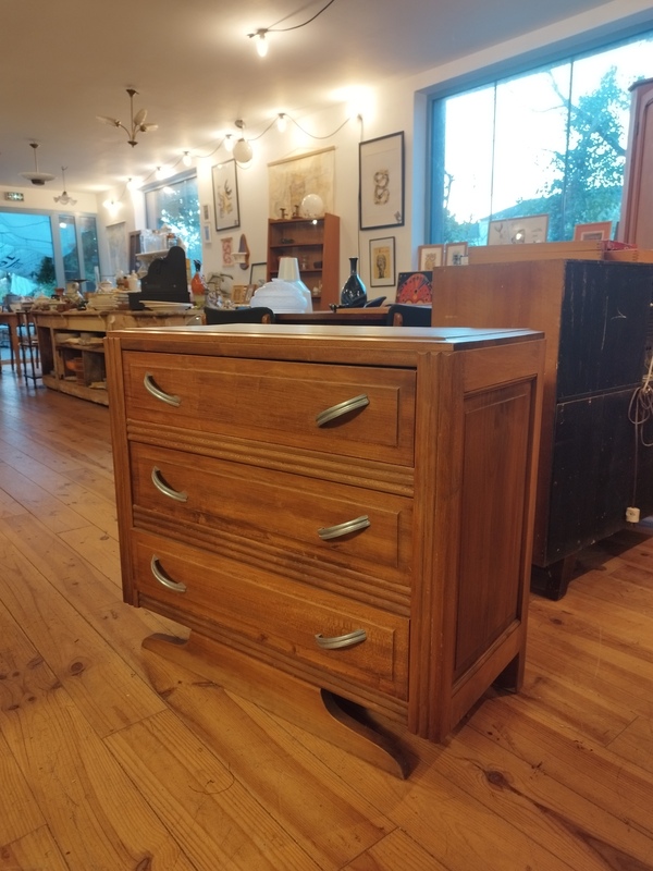 Art Deco chest of drawers 