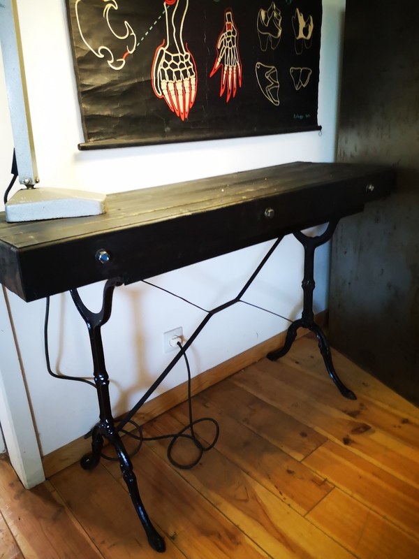 Brikbroc console