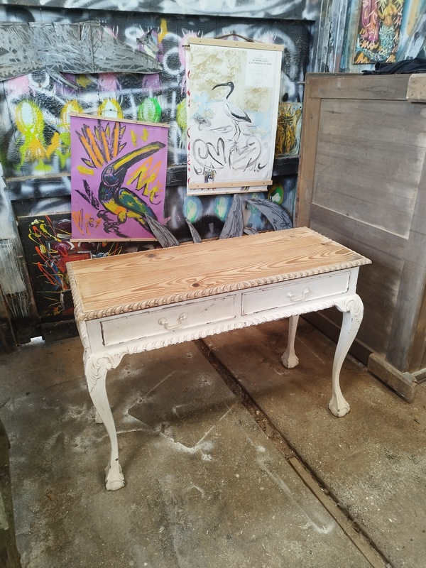 vintage console