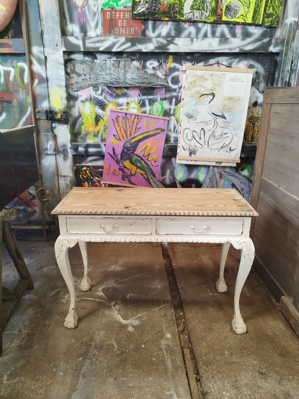 vintage console