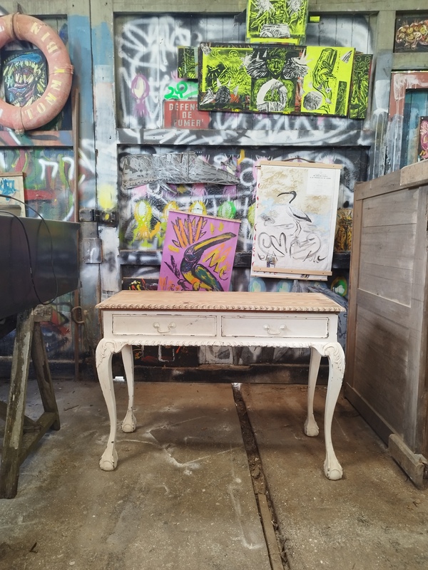 vintage console