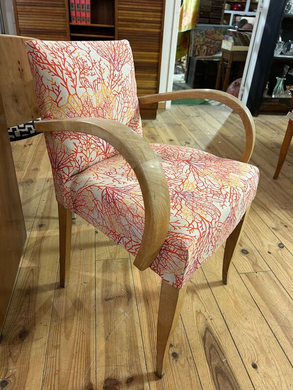 Coral tapestry bridge chair 