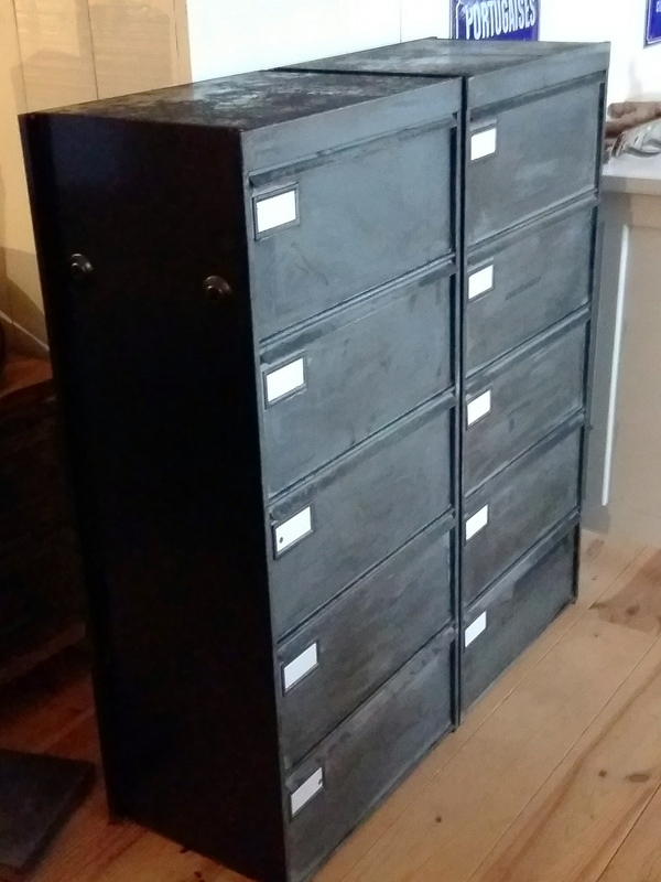 Double column 5 valves