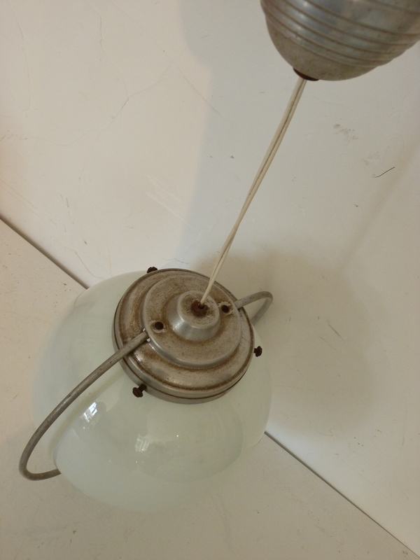 Aluminum and opaline lighting