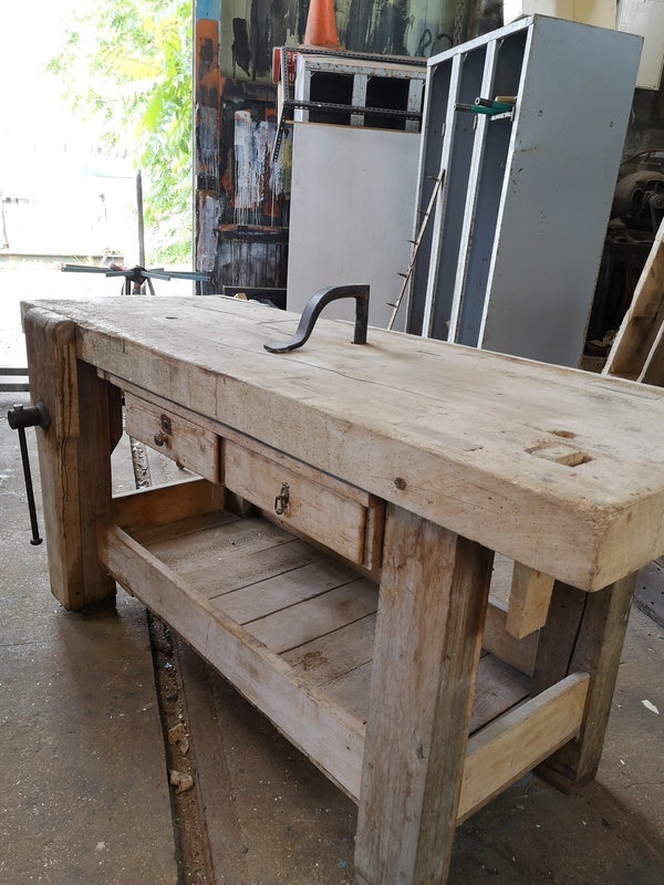 Carpenter's workbench