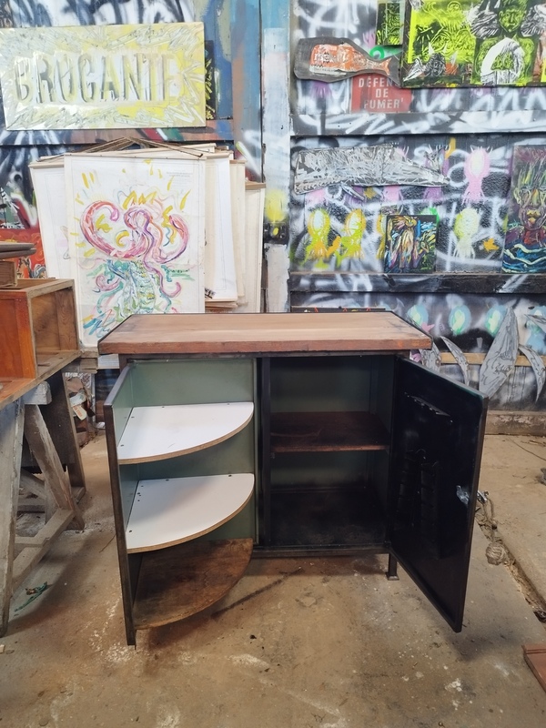 Industrial furniture workbench