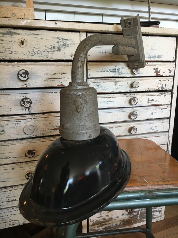 Factory warehouse floor lamp