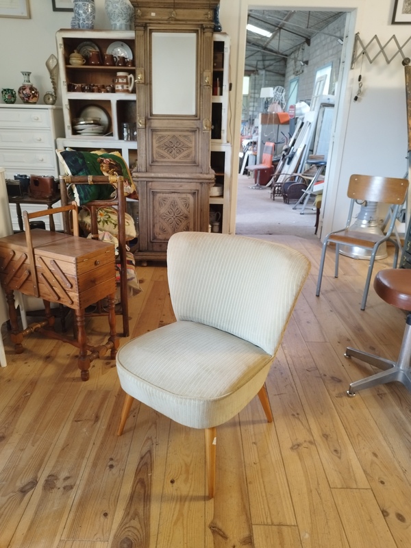 Cocktail armchair from the 50s and 60s 