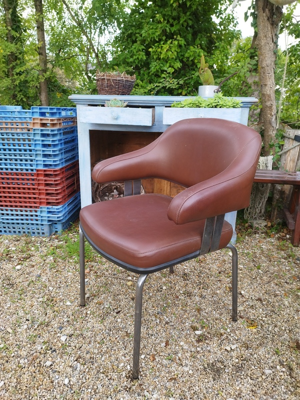 Space Age cocktail chair