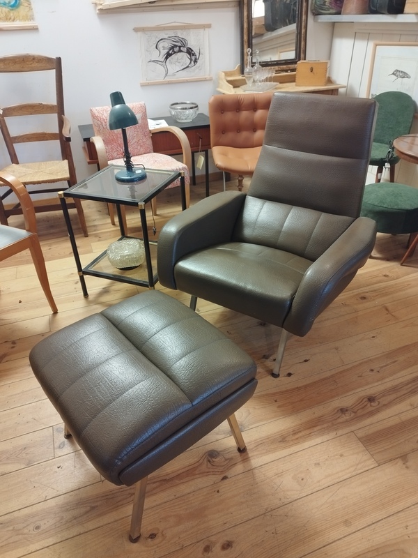 70s Relaxing Armchair 