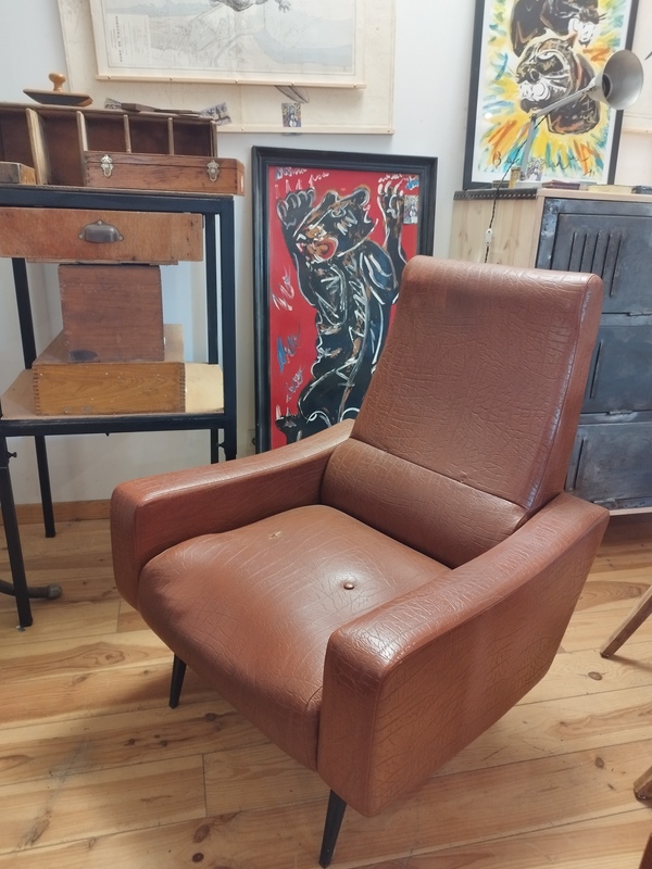 Space age design skai armchair