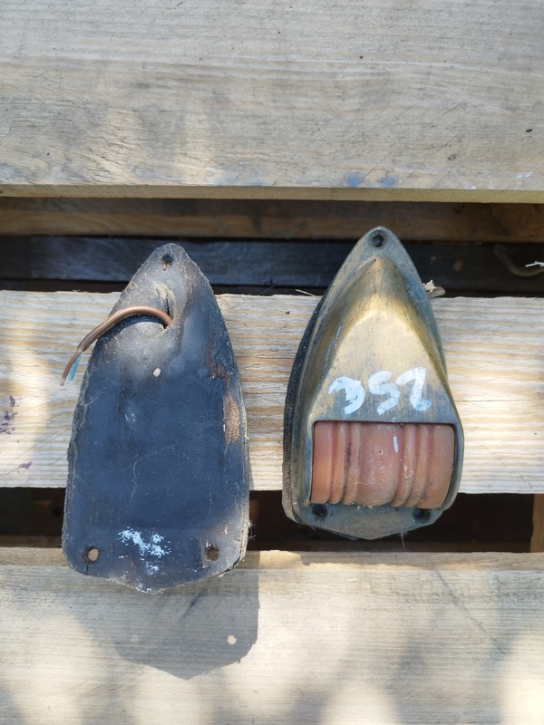 Port and starboard lights