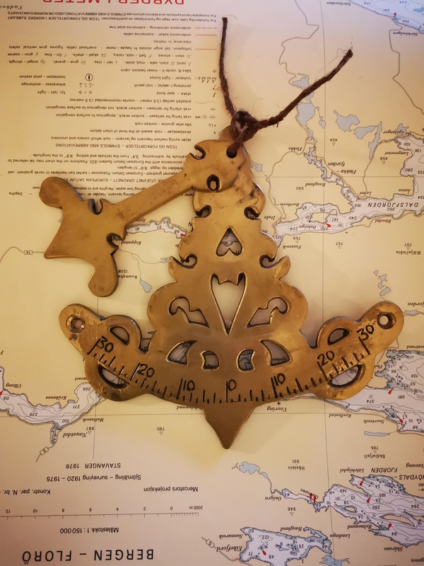 Brass gitometer or inclinometer