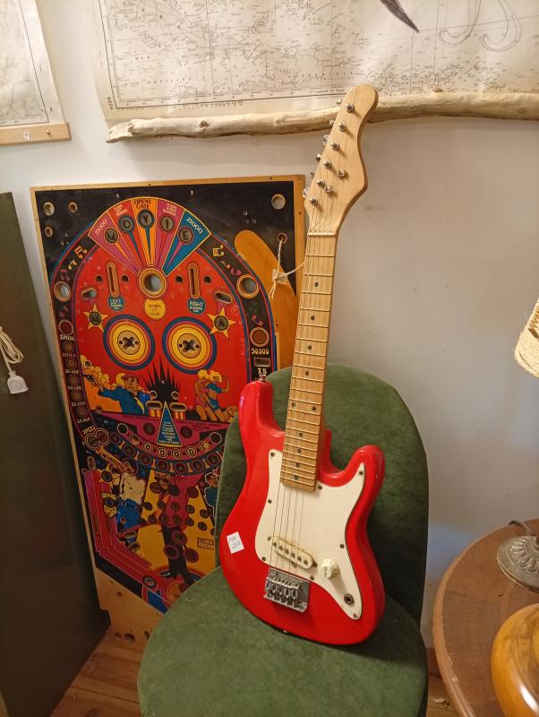 Electric guitar for children 