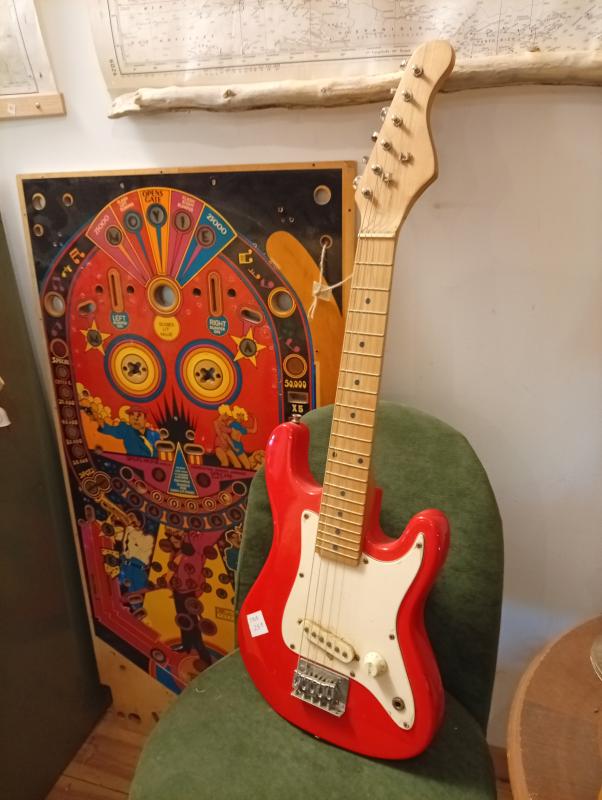 Electric guitar for children 